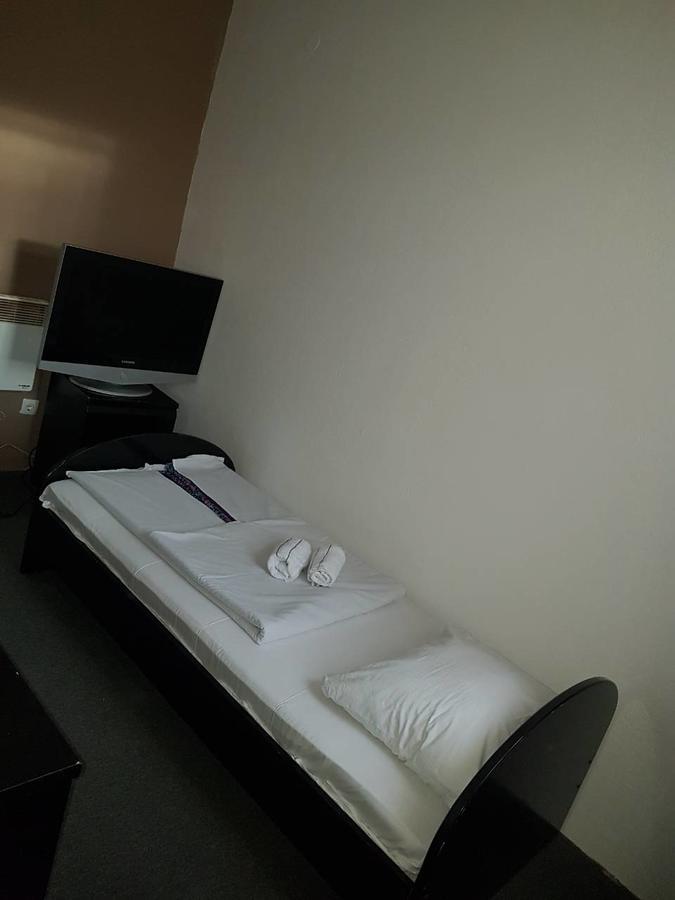 Motel Luxor Вісоко Екстер'єр фото