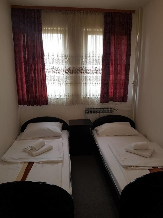 Motel Luxor Вісоко Екстер'єр фото