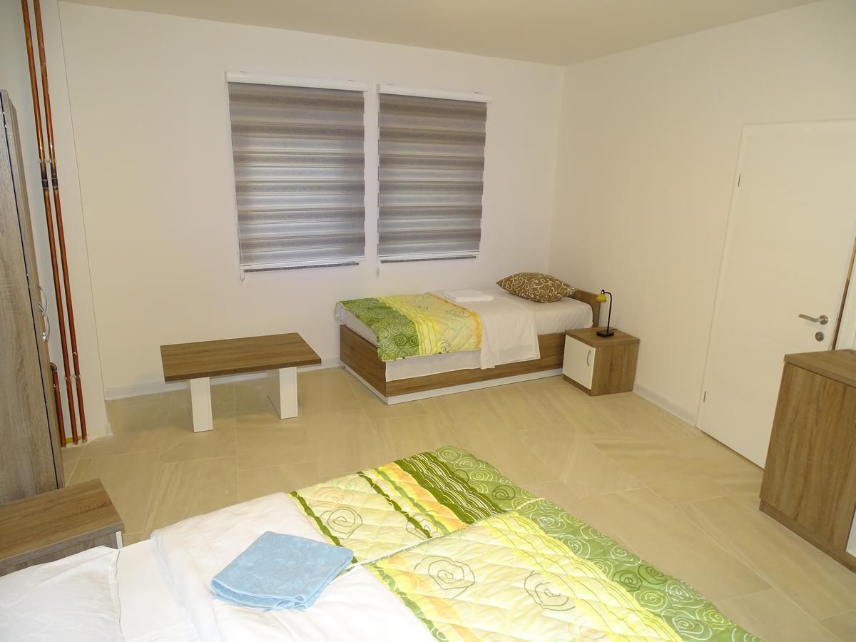 Motel Luxor Вісоко Екстер'єр фото