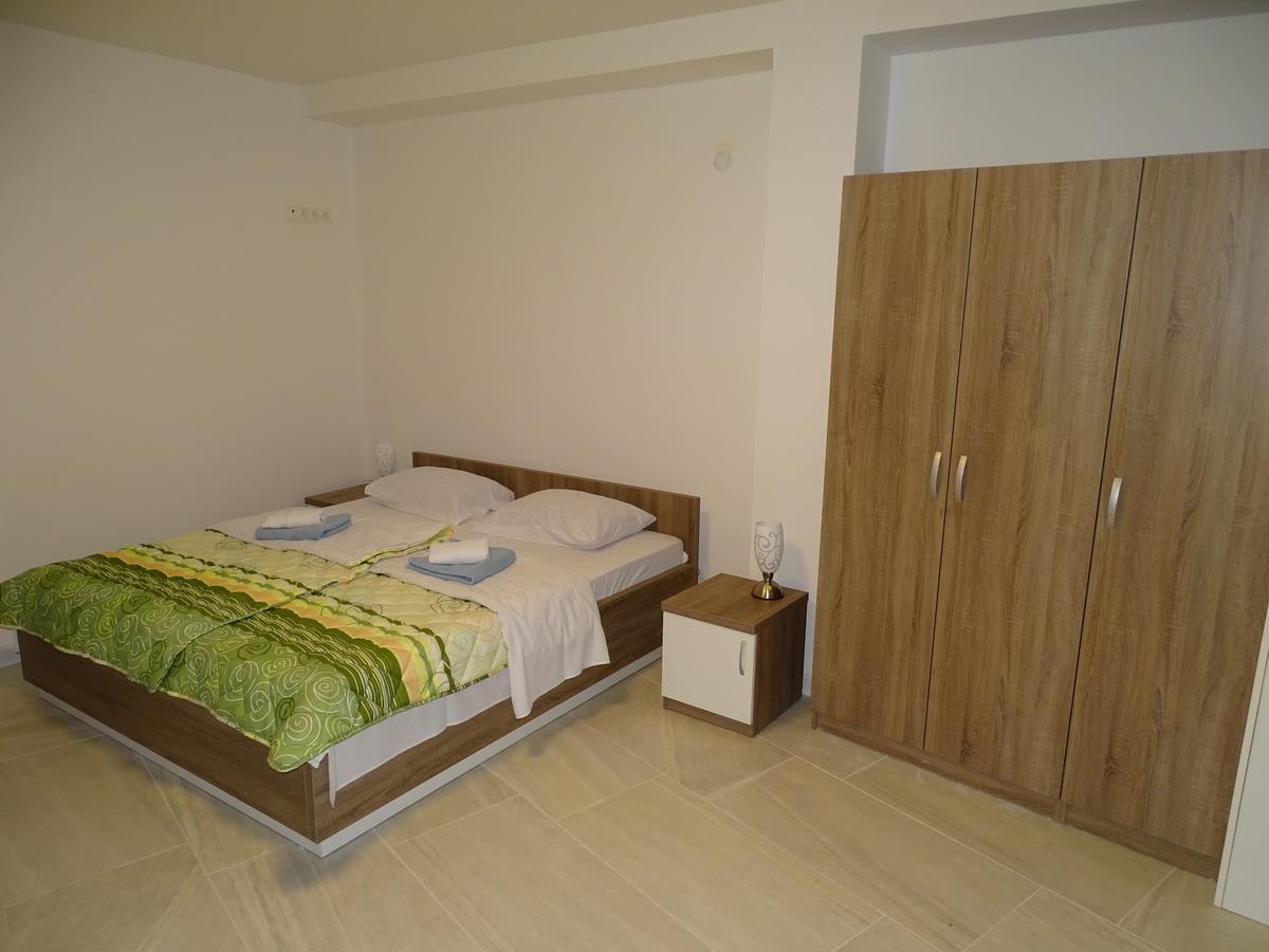 Motel Luxor Вісоко Екстер'єр фото